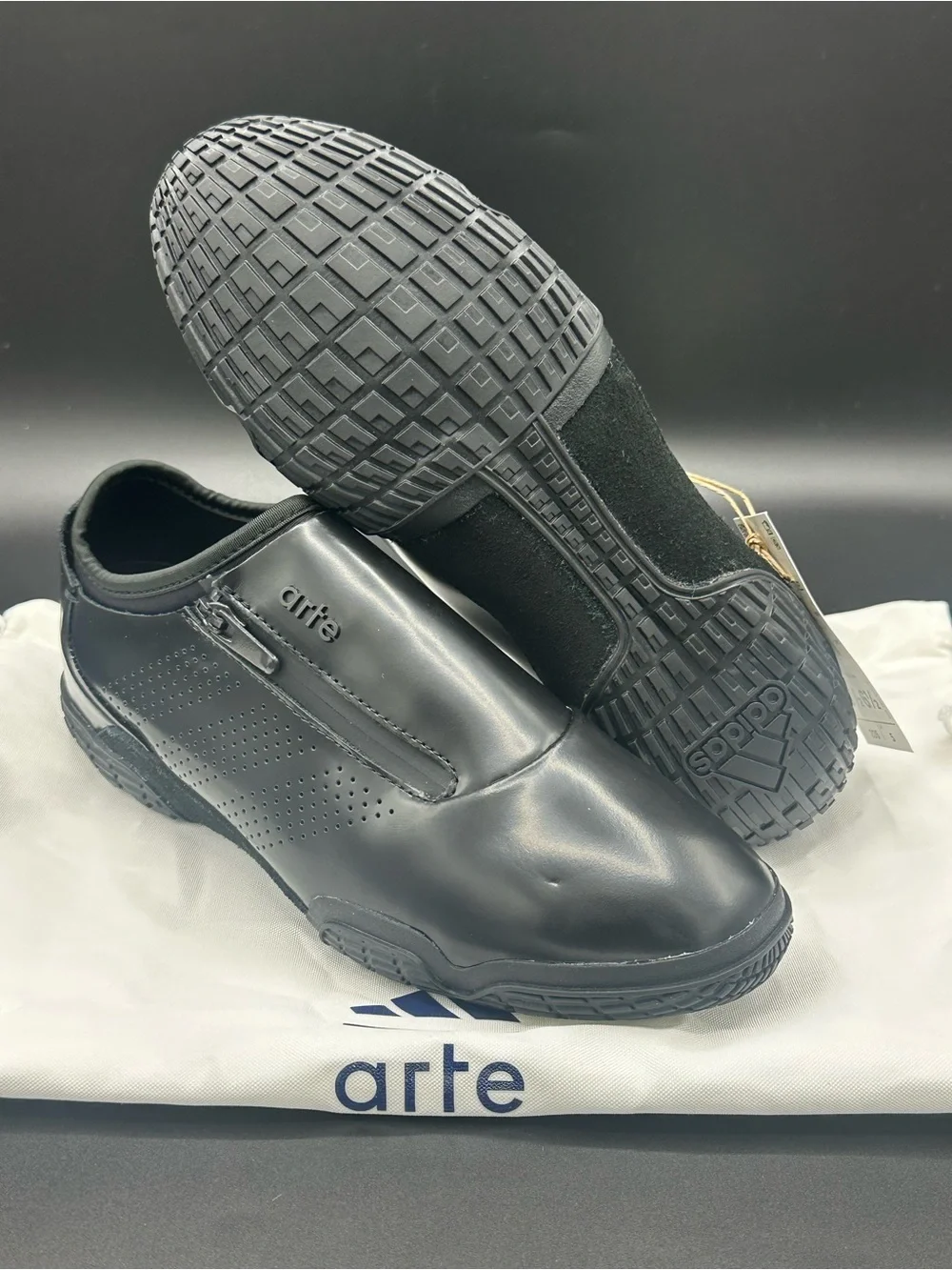 adidas  X Arte Antwerp Trivela Leather Slip On  Mens Size 5.5 Sneakers Casual
